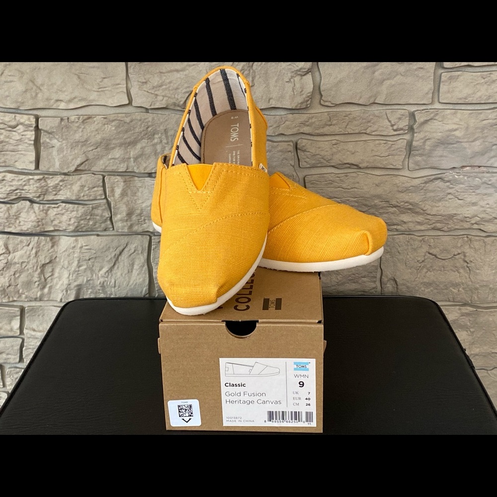 Toms Women’s shoes